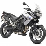 Triumph Tiger XR Crystal White Front 3 quarter