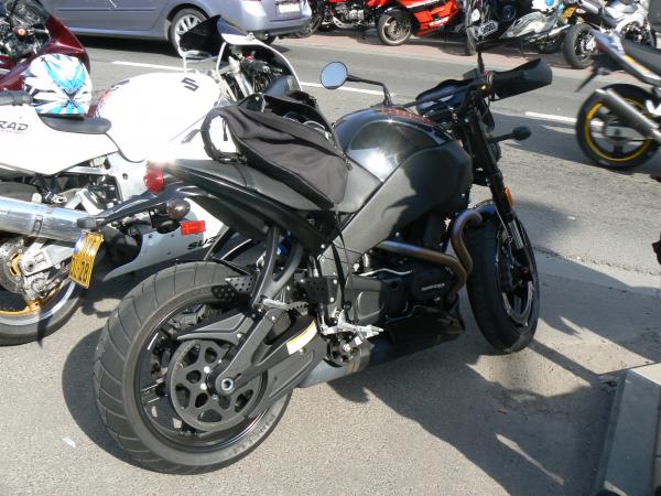 Buell XB9SX : un mustang dans la ville.