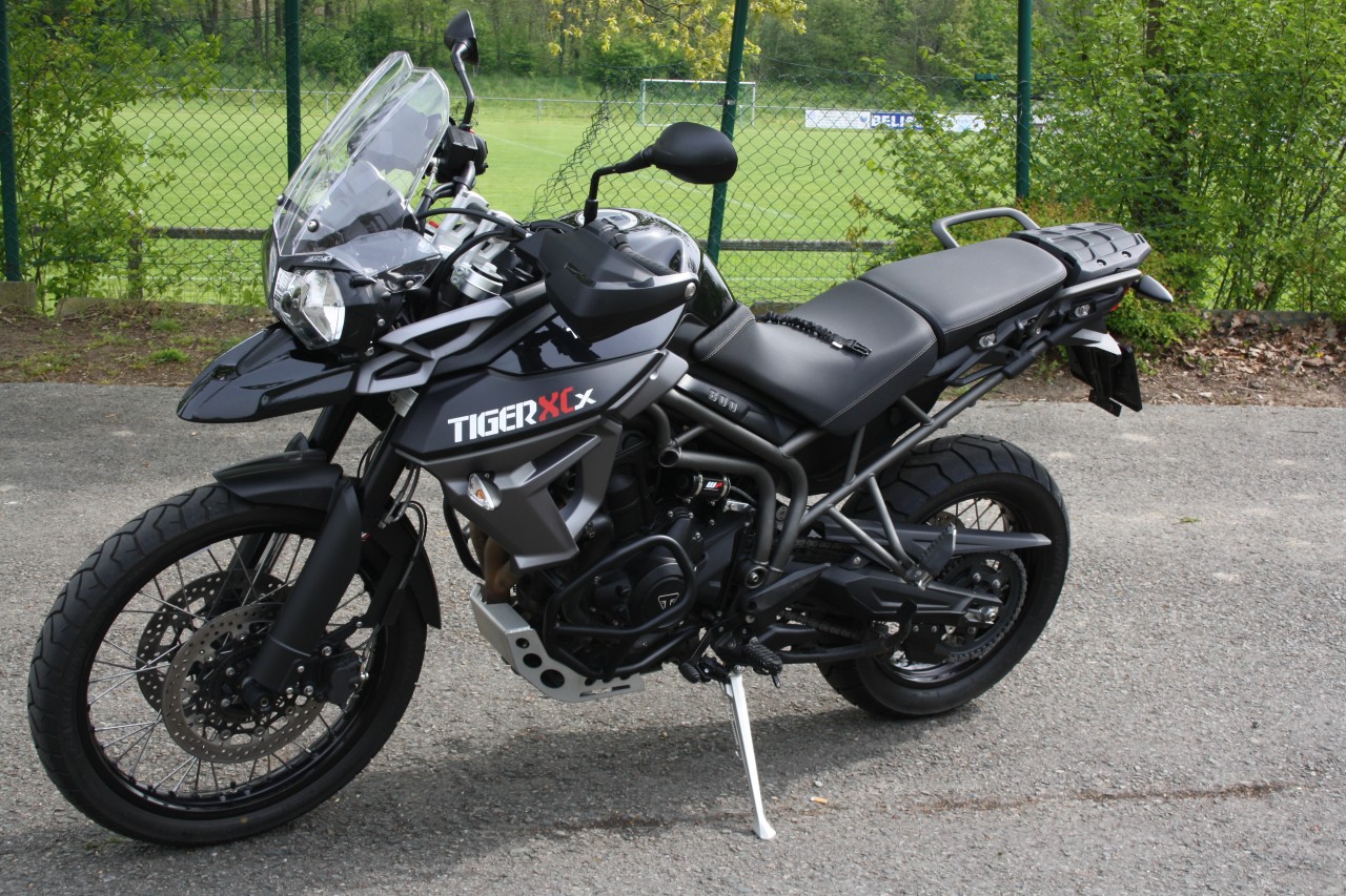 Triumph 800. Triumph Tiger XCX. Triumph Tiger 800 XR. Триумф Тайгер 800. Triumph Tiger 800.