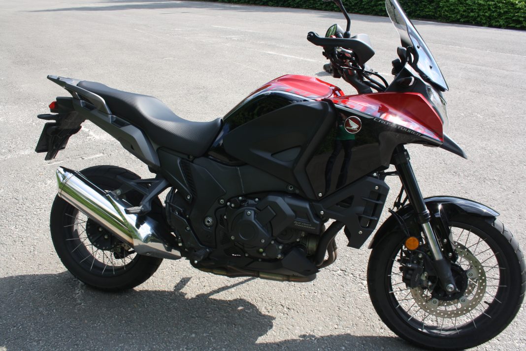 Honda vfr 1200x crosstourer