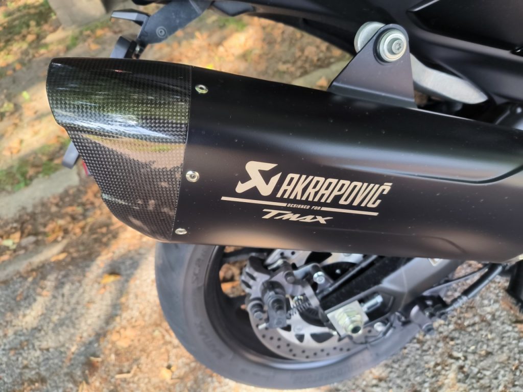Place au scooter sportif avec le Yamaha T-Max 560 Tech !