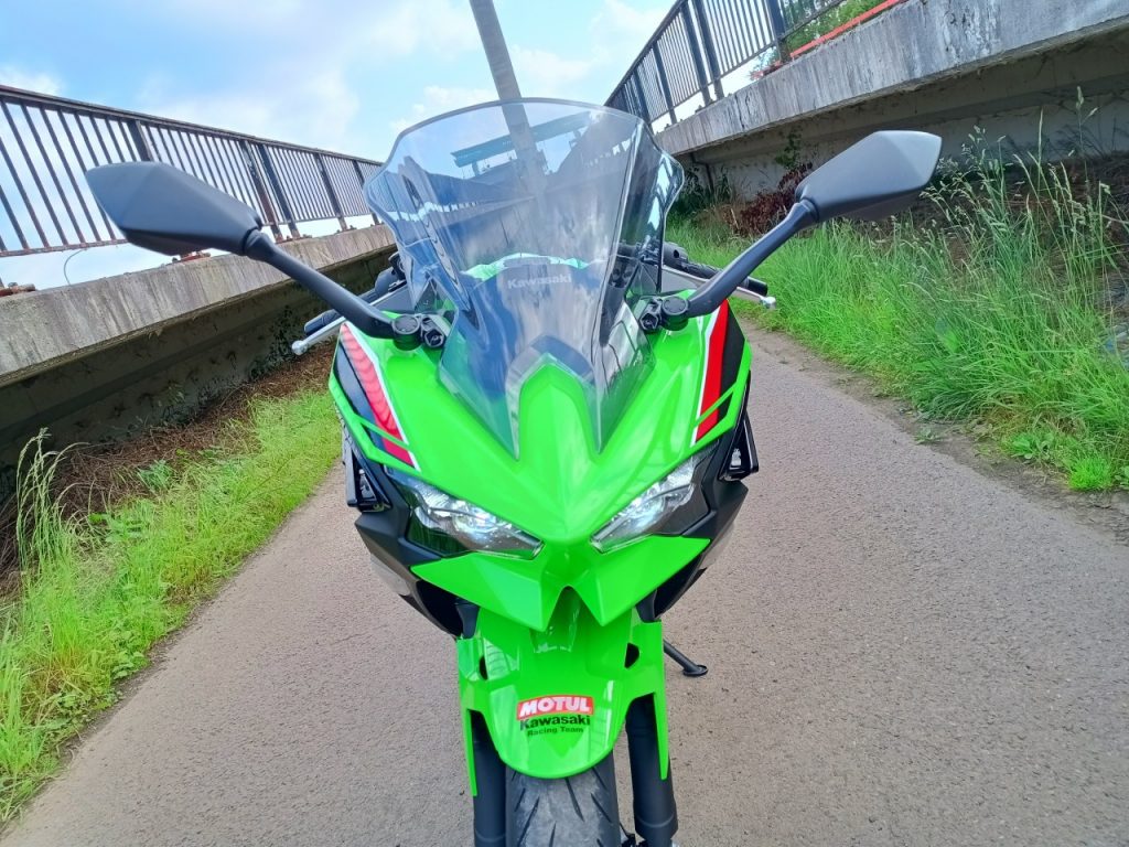 Kawasaki Ninja 500, Small warrior.