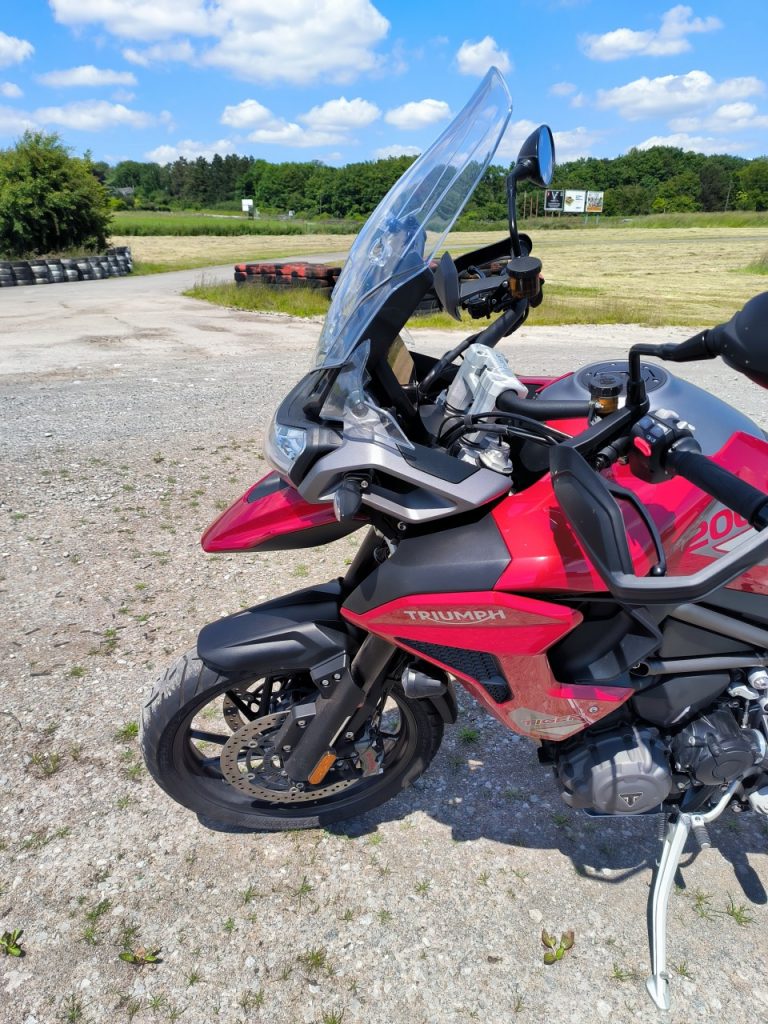 La Triumph Tiger 1200 GT Pro vaisseau amiral britannique