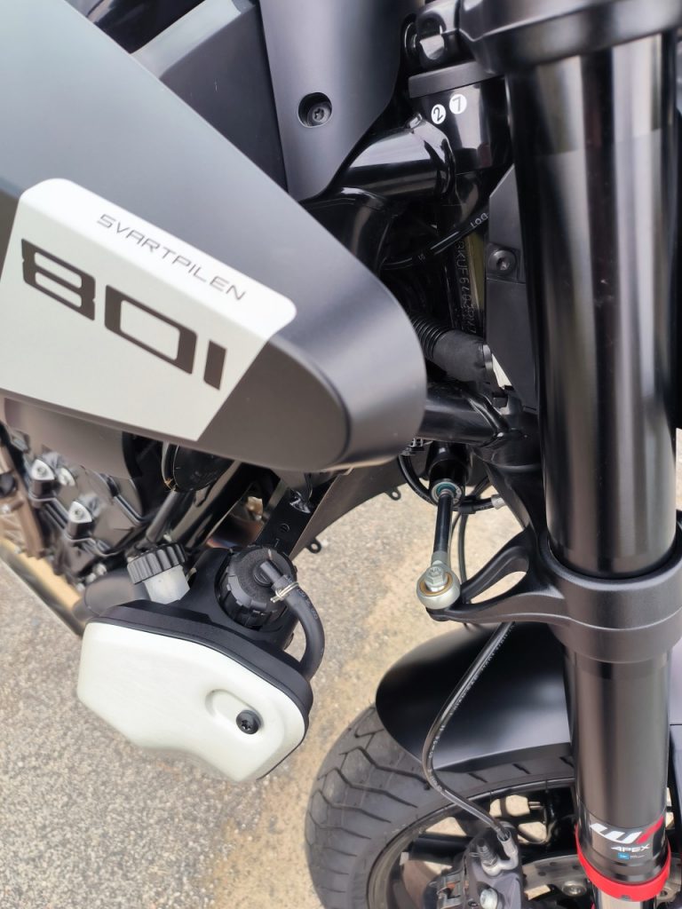 Husqvarna Svartpilen 801, l&rsquo;éclate à l&rsquo;état pur