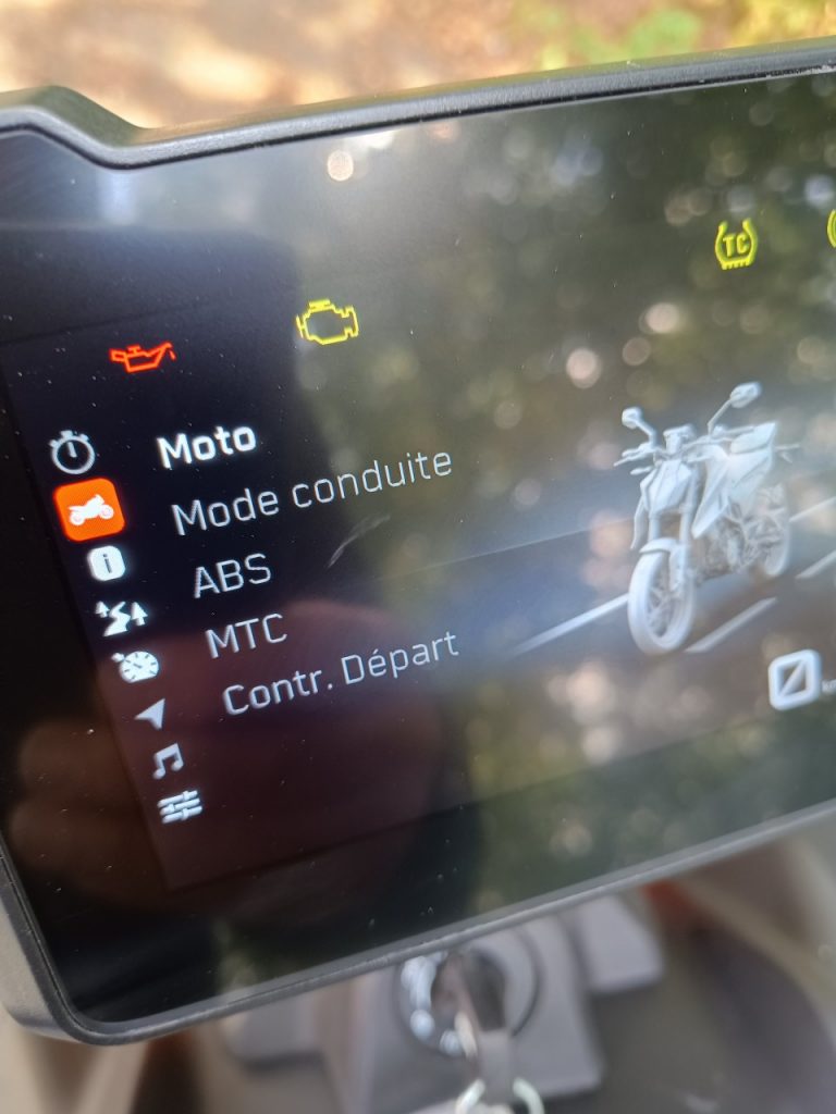 KTM 390 Duke, toujours là !