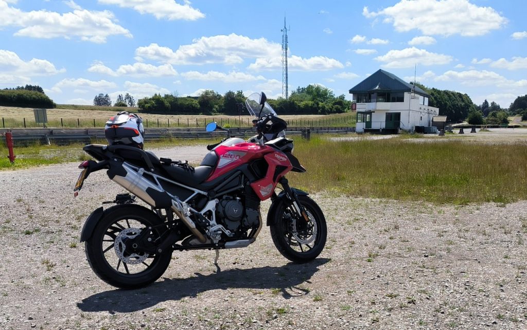 La Triumph Tiger 1200 GT Pro vaisseau amiral britannique