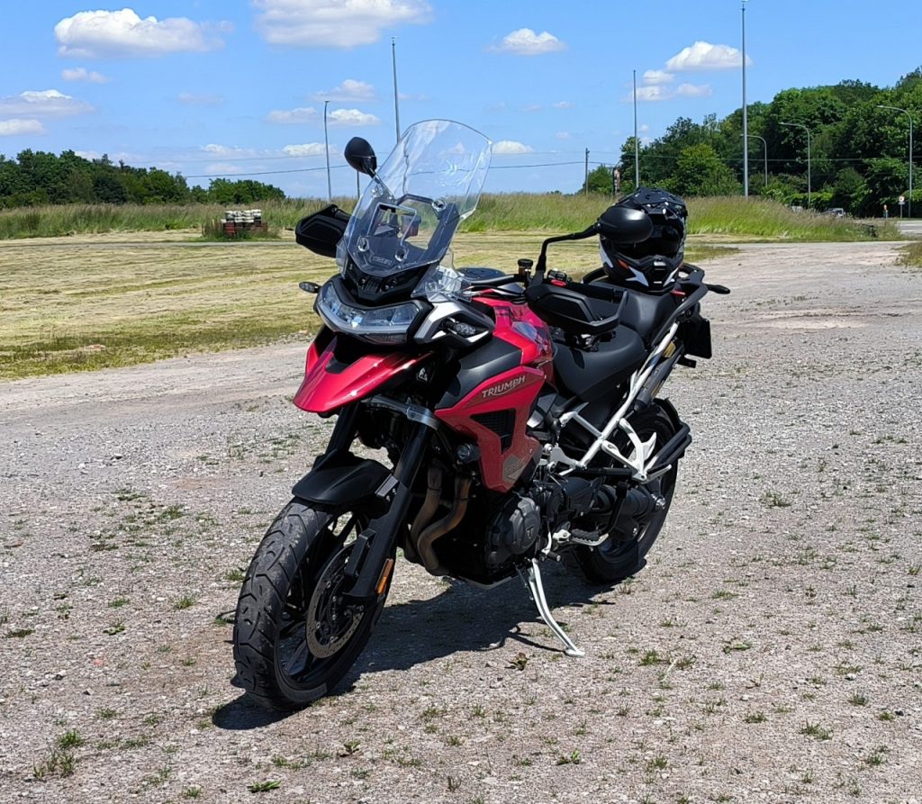 La Triumph Tiger 1200 GT Pro vaisseau amiral britannique