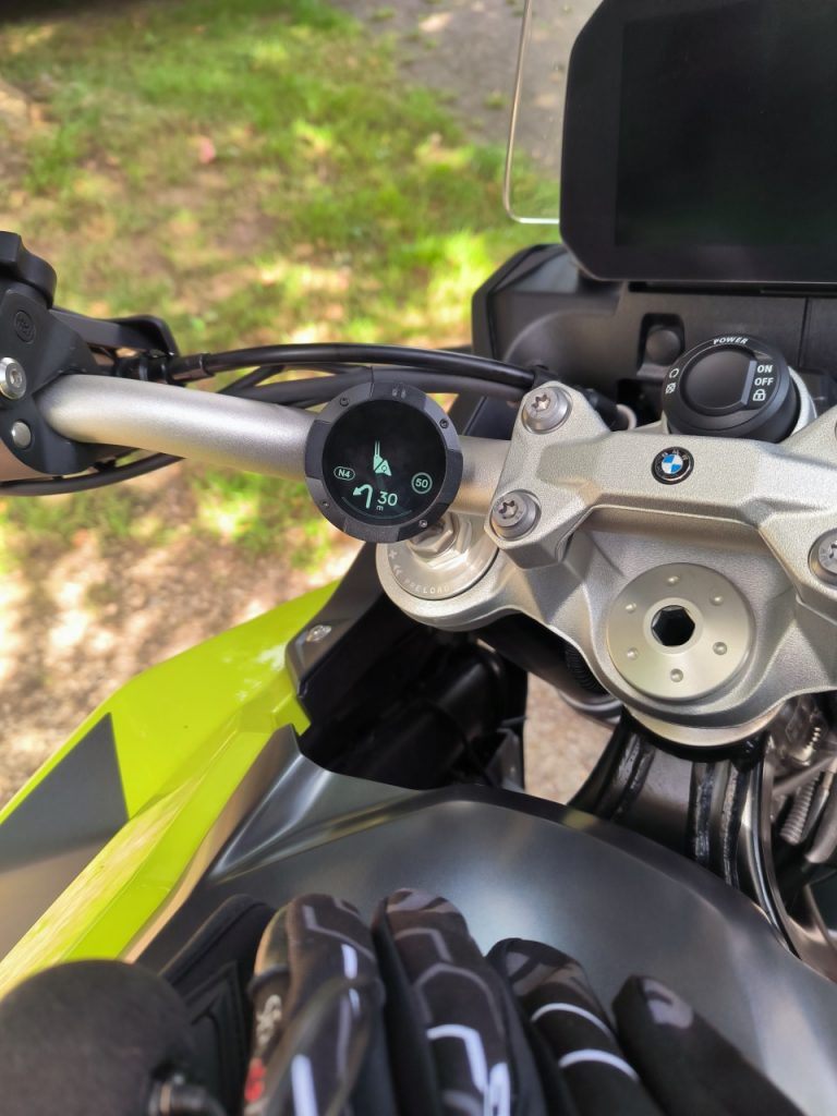 Une surprenante BMW F900GS amusante et polyvalente