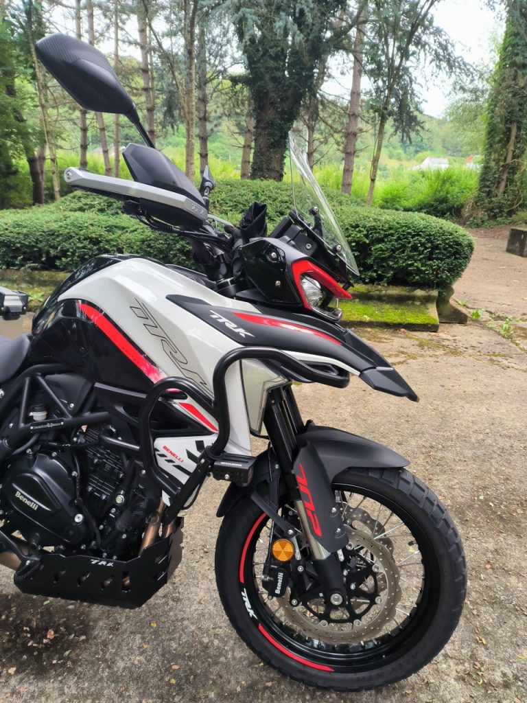 Benelli TRK 702X le trail sympa sans en faire trop