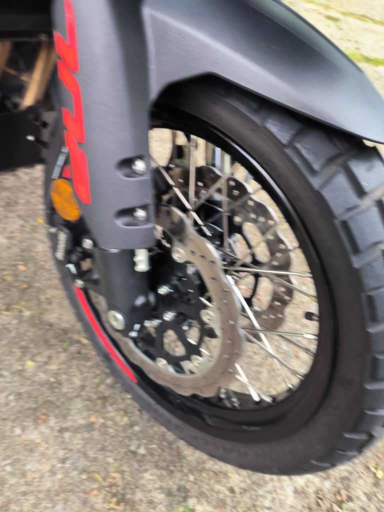 Benelli TRK 702X le trail sympa sans en faire trop