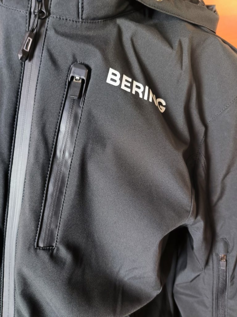 Léger et pratique le blouson Bering Kerby