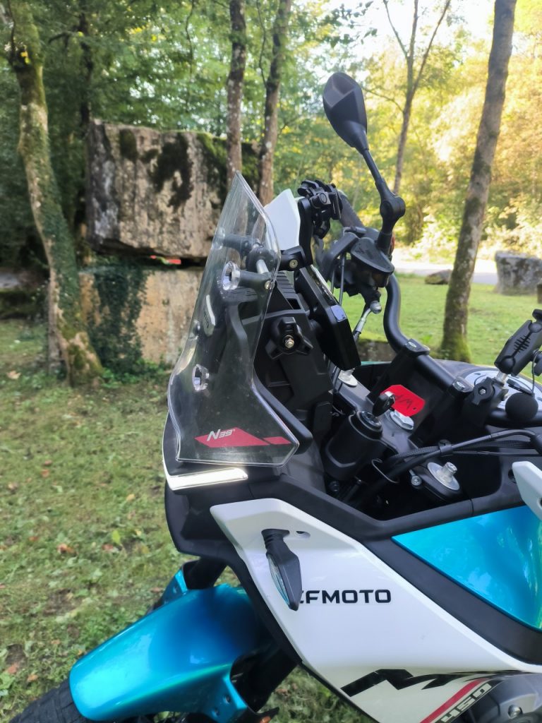 CF-Moto MT450 le trail petite cylindrée mais bicylindre