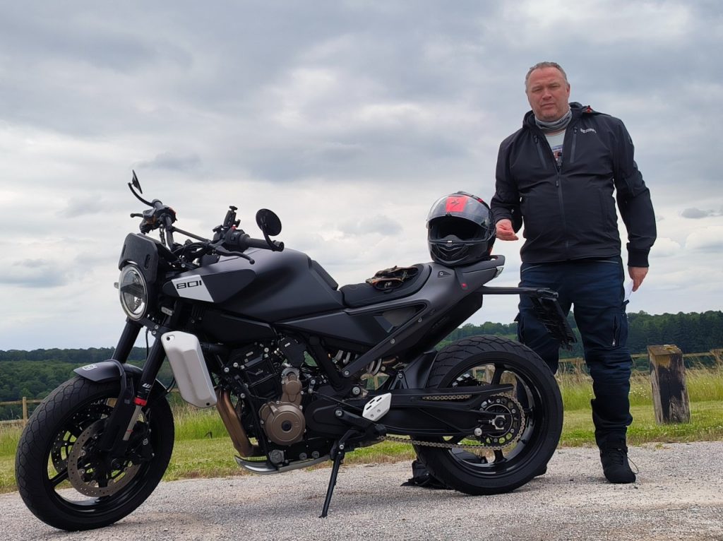 Léger et pratique le blouson Bering Kerby