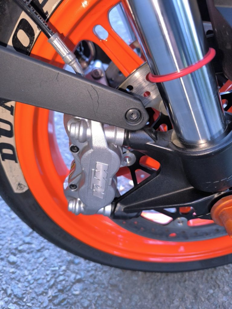 Essai KTM 990 Duke, Spicy toy