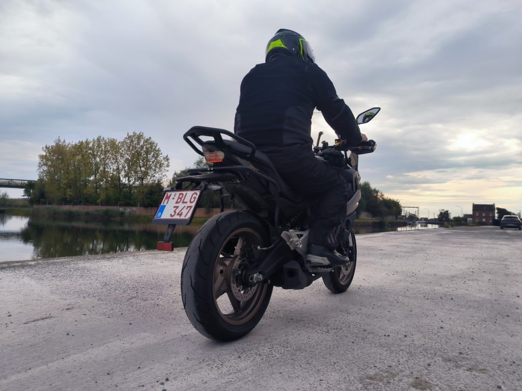 CF-Moto MT-700 le tourisme moto pas cher