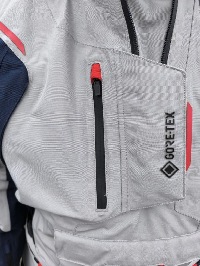 Essai tenue Bering austral Goretex, Le haut du panier !